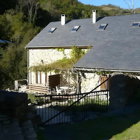 Les Trois Maisons - Petit * Osse-en-Aspe