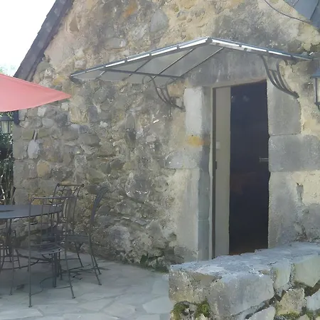 Les Trois Maisons - Petit بيت للعطل