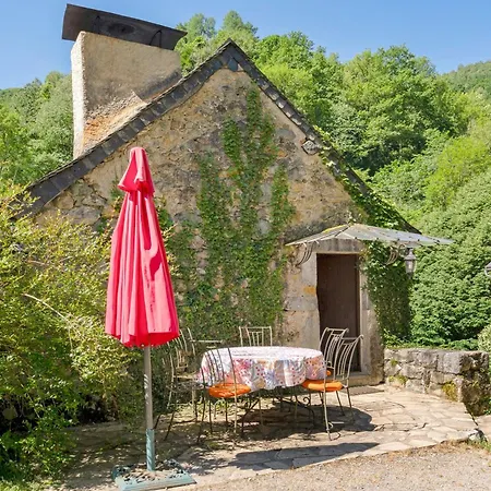 Les Trois Maisons - Petit * Osse-en-Aspe
